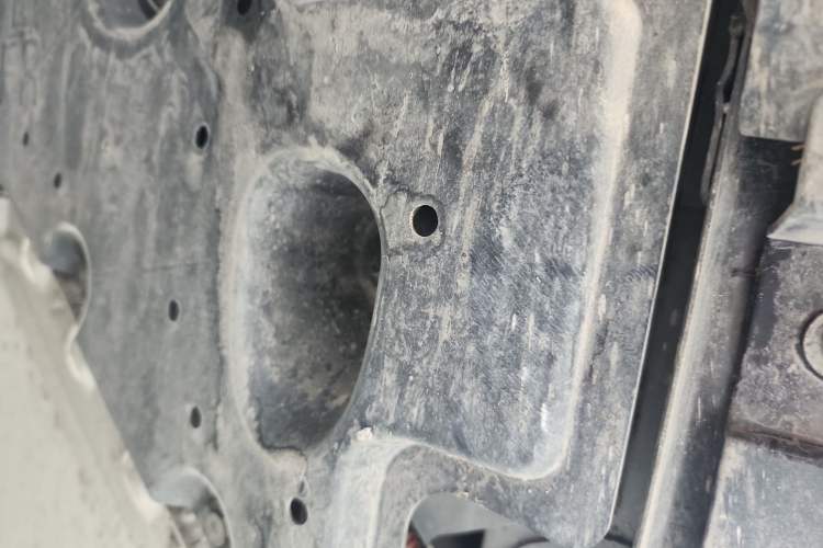 Used Nissan N7 2025 510 Pro Chassis Front Left