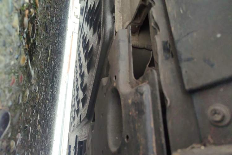 Used Nissan N7 2025 625 Max Chassis Front Right