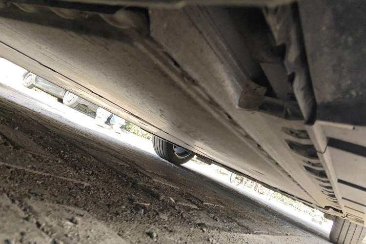 Used Nissan N7 2025 510 Pro Chassis Rear Right