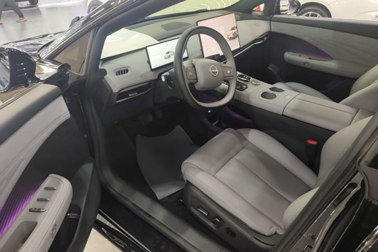 Used Nissan N7 2025 510 Pro Driver Seat