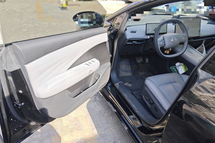 Used Nissan N7 2025 510 Pro Driver Seat