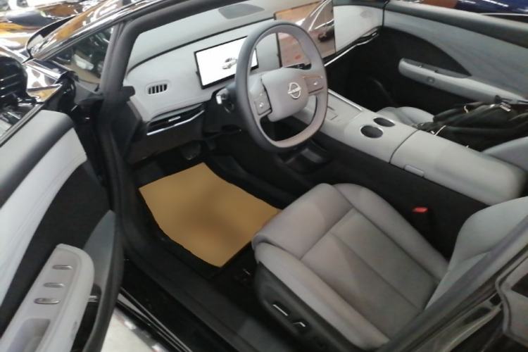 Used Nissan N7 2025 510 Pro Driver Seat