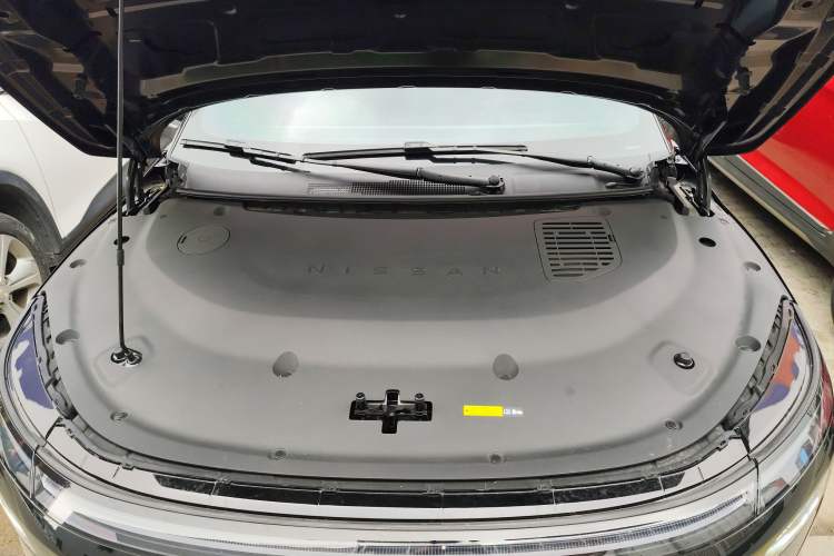 Used Nissan N7 2025 510 Pro Engine Bay