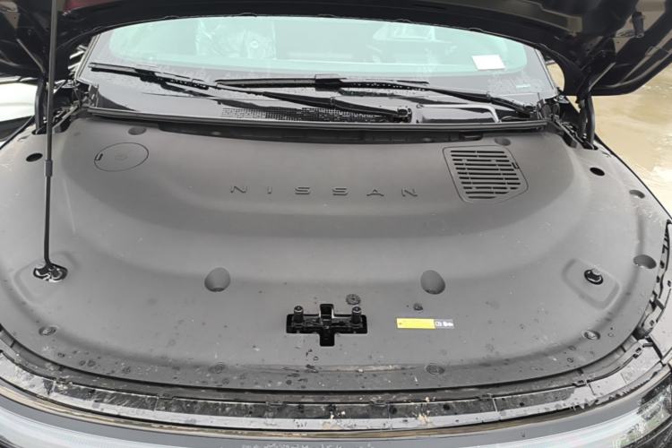 Used Nissan N7 2025 510 Pro Engine Bay