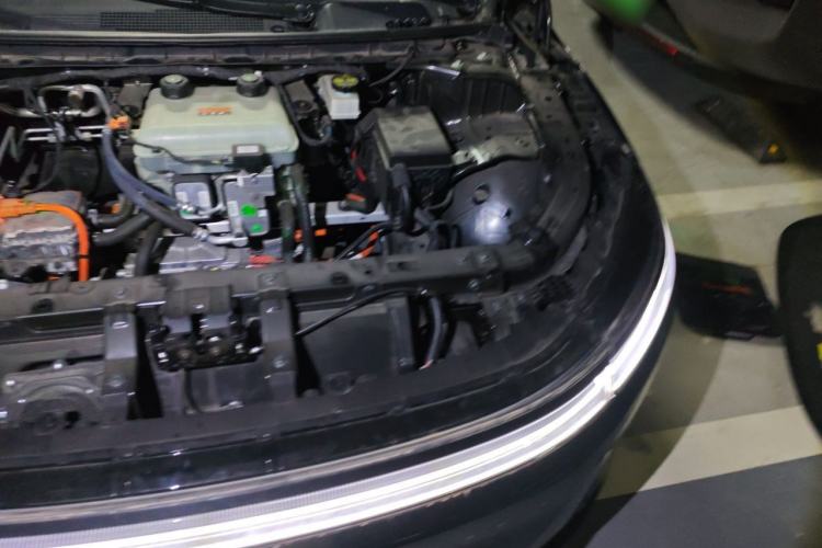 Used Nissan N7 2025 510 Pro Engine Bay Left