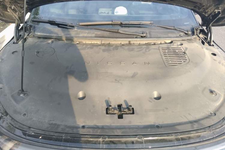 Used Nissan N7 2025 625 Pro Engine Bay
