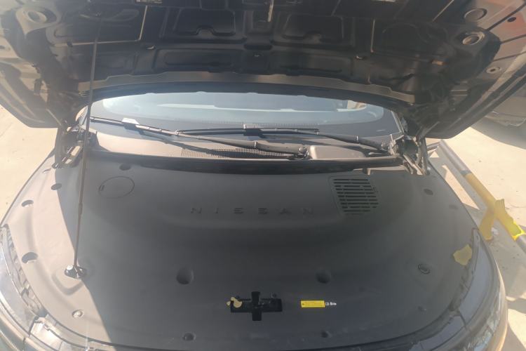 Used Nissan N7 2025 625 Pro Engine Bay