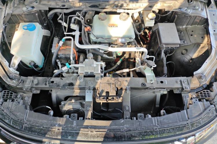 Used Nissan N7 2025 625 Max Engine Bay