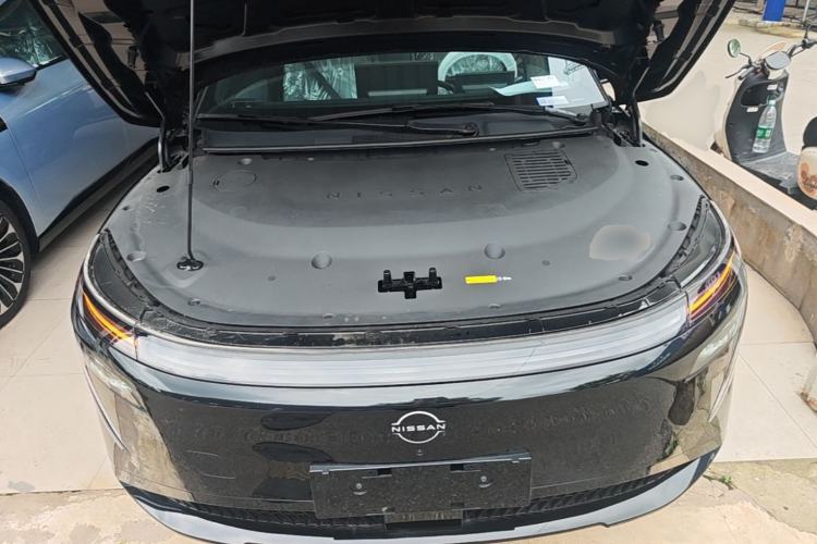 Used Nissan N7 2025 625 Pro Engine Bay