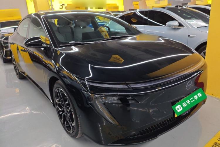 Used Nissan N7 2025 625 Max Exterior 1