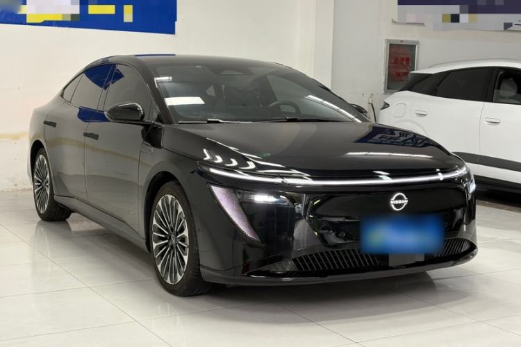 Used Nissan N7 2025 625 Max Exterior 2
