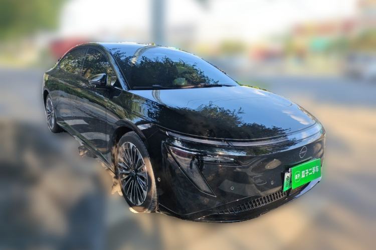 Used Nissan N7 2025 625 Max Exterior 2