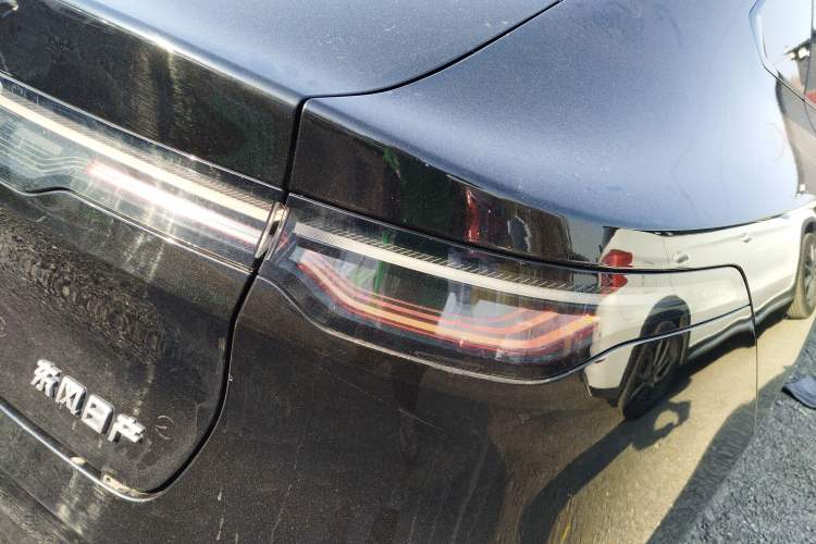 Used Nissan N7 2025 510 Air Exterior 3