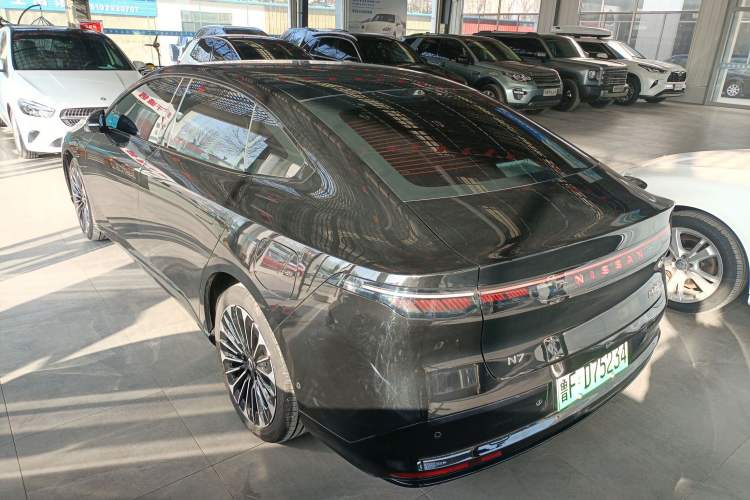Used Nissan N7 2025 510 Max Exterior 3