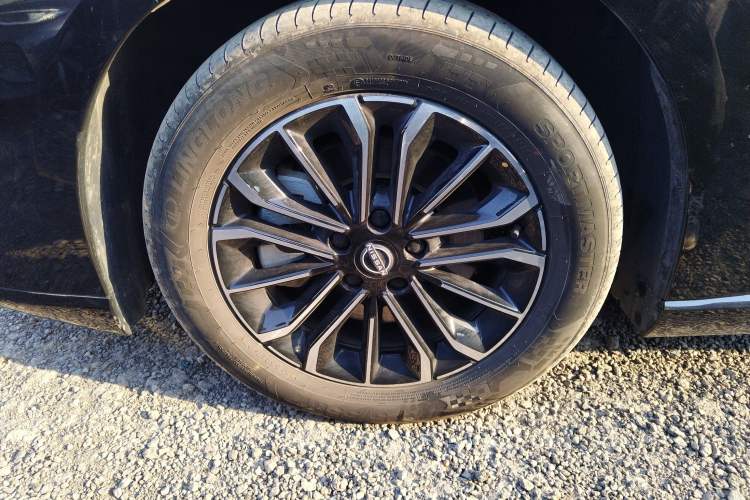 Used Nissan N7 2025 510 Air Exterior 4