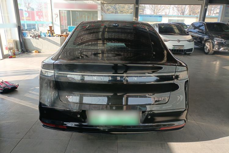 Used Nissan N7 2025 510 Max Exterior 4