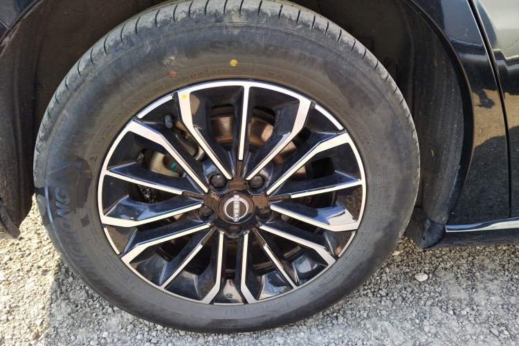 Used Nissan N7 2025 510 Air Exterior 5