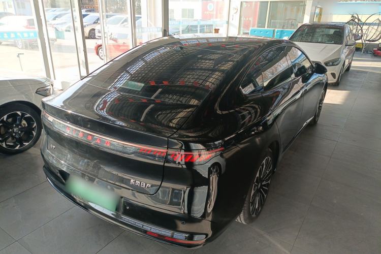 Used Nissan N7 2025 510 Max Exterior 5