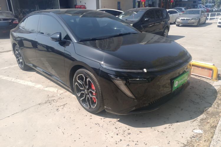 Used Nissan N7 2025 625 Pro Front Right 45 Deg
