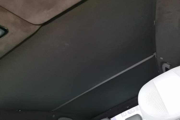 Used Nissan N7 2025 625 Max Headliner