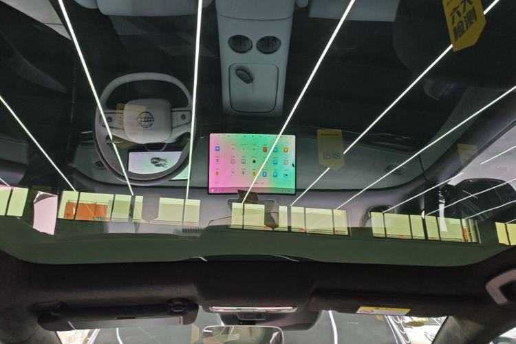 Used Nissan N7 2025 510 Max Headliner