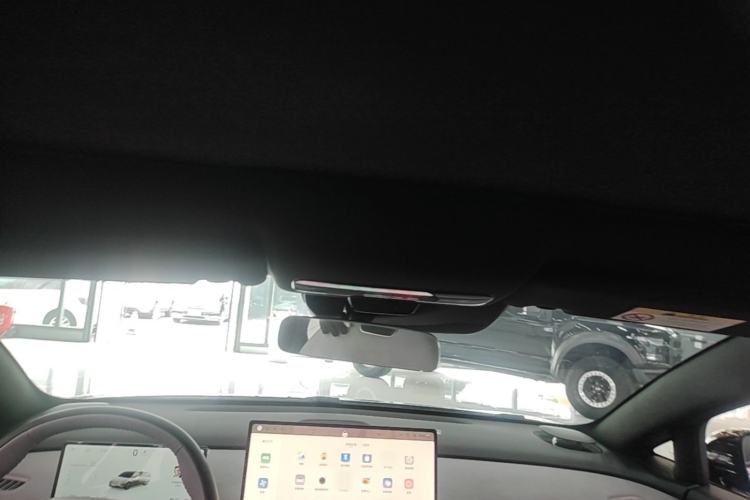 Used Nissan N7 2025 625 Pro Headliner