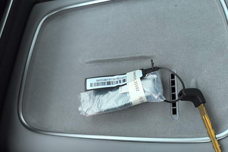 Used Nissan N7 2025 625 Pro Interior 1
