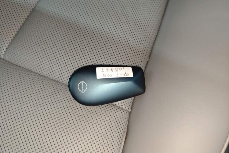 Used Nissan N7 2025 625 Max Interior 1
