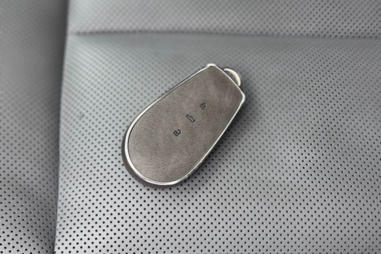 Used Nissan N7 2025 625 Pro Interior 1