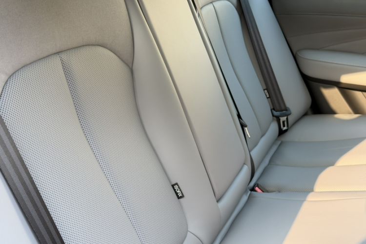 Used Nissan N7 2025 510 Air Interior 2