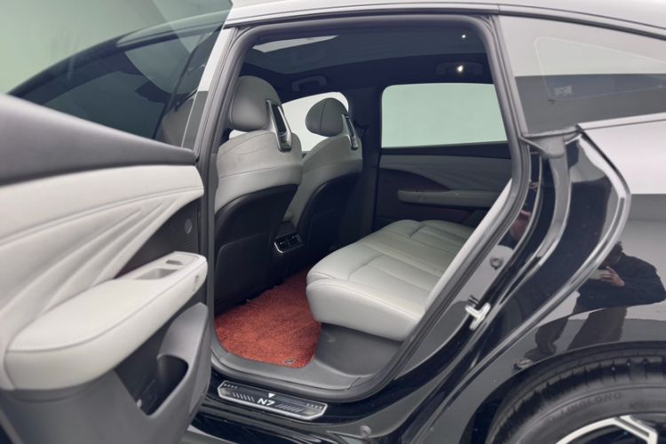 Used Nissan N7 2025 625 Pro Interior 2