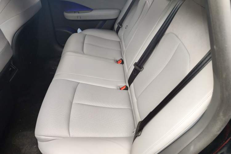 Used Nissan N7 2025 510 Pro Interior 4