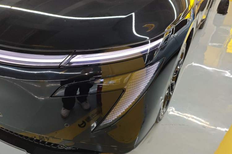 Used Nissan N7 2025 625 Max Left Front Headlight