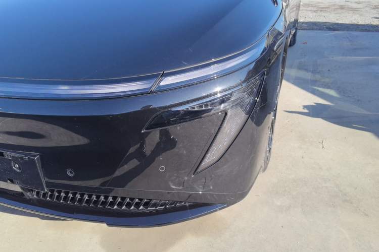Used Nissan N7 2025 510 Max Left Front Headlight