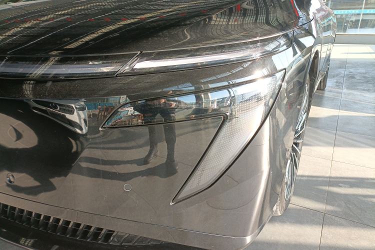 Used Nissan N7 2025 510 Max Left Front Headlight