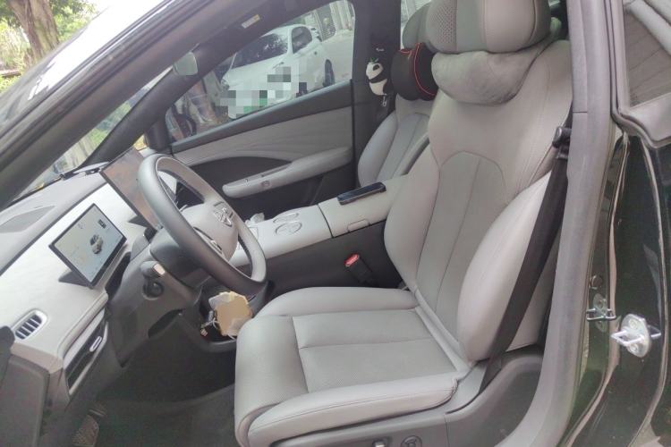 Used Nissan N7 2025 625 Max Left Front Seat