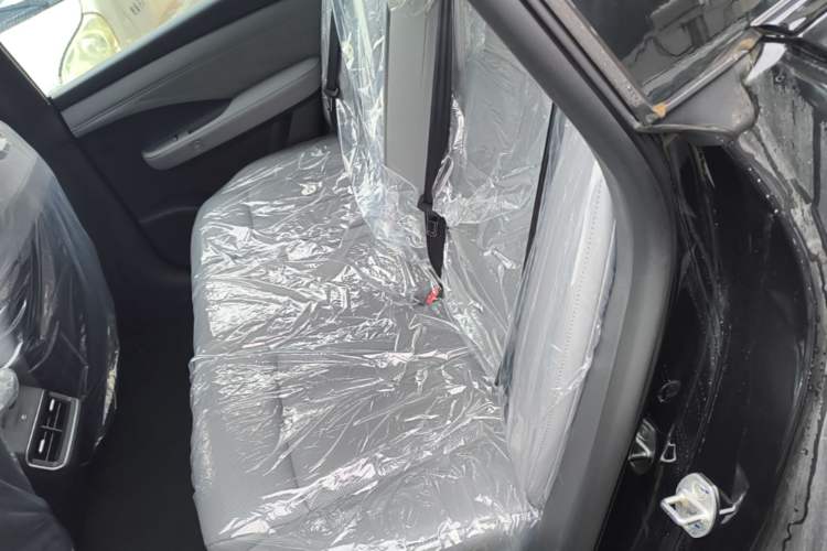 Used Nissan N7 2025 510 Pro Left Rear Seat