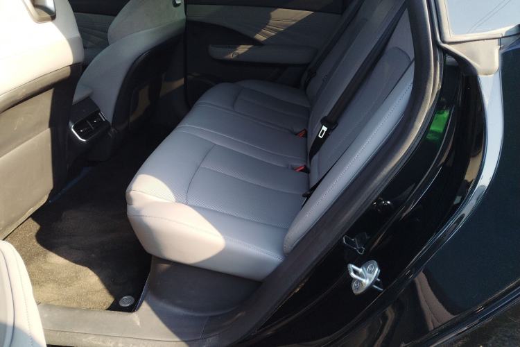 Used Nissan N7 2025 510 Air Left Rear Seat