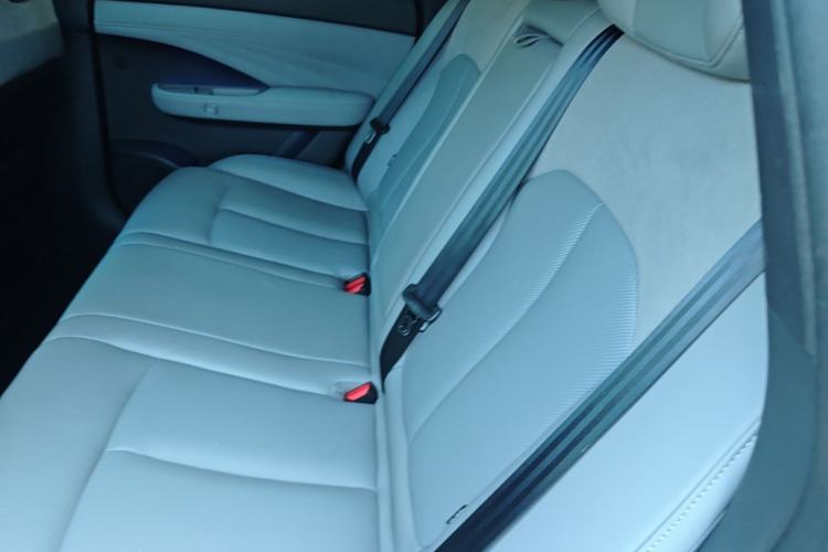 Used Nissan N7 2025 625 Max Left Rear Seat