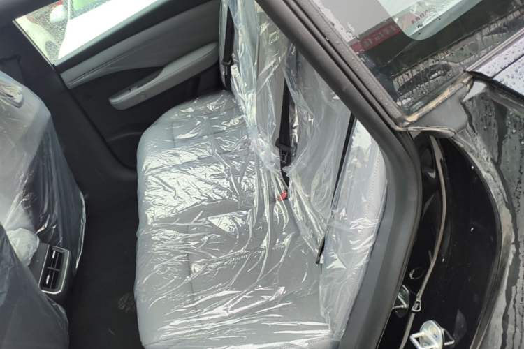 Used Nissan N7 2025 510 Pro Left Rear Seat