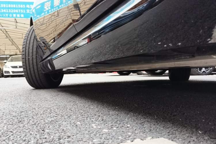 Used Nissan N7 2025 625 Max Left Side Sill