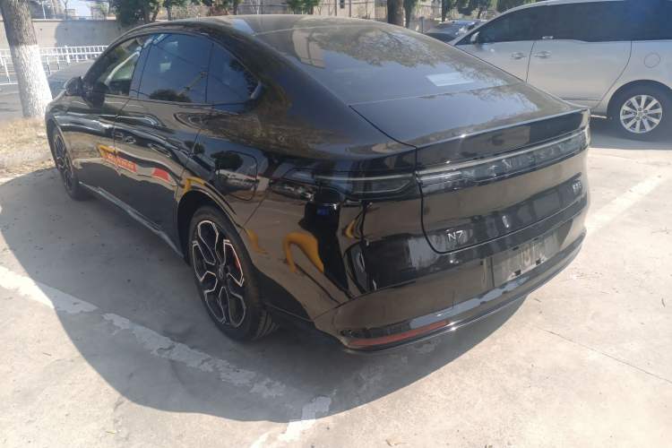 Used Nissan N7 2025 625 Pro Rear Left 45 Deg