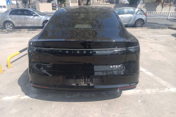 Used Nissan N7 2025 625 Pro Rear