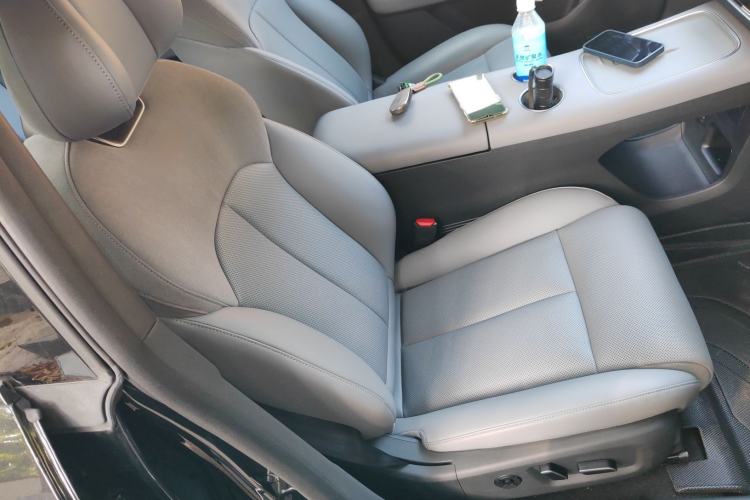 Used Nissan N7 2025 510 Pro Right Front Seat