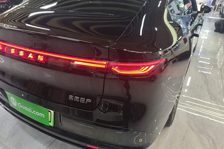 Used Nissan N7 2025 510 Pro Right Rear Taillight