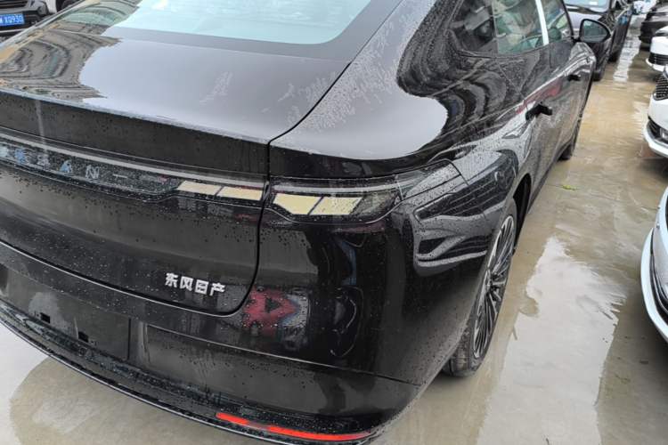 Used Nissan N7 2025 510 Pro Right Rear Taillight