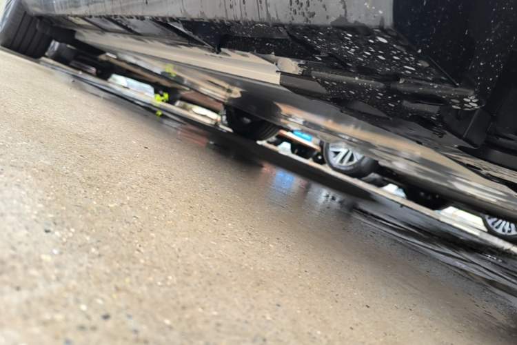 Used Nissan N7 2025 510 Pro Right Side Sill