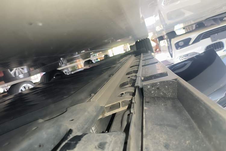 Used Nissan N7 2025 625 Max Right Side Sill