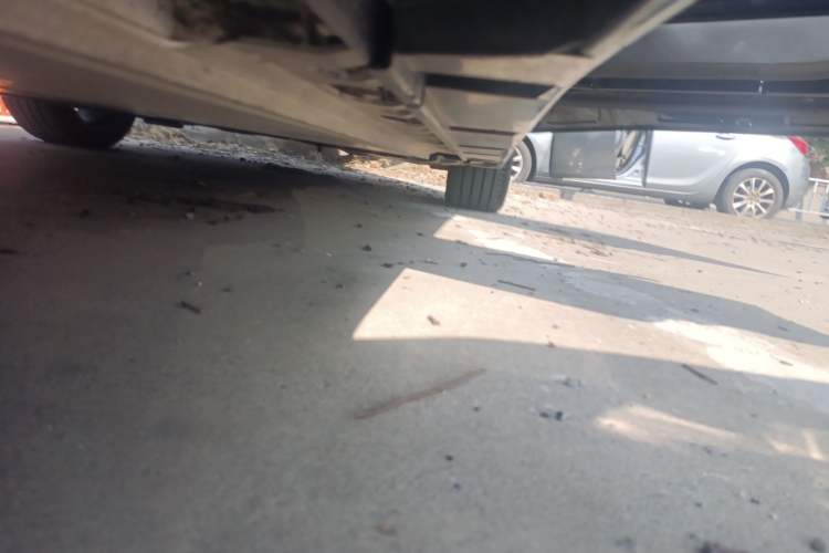 Used Nissan N7 2025 625 Pro Right Side Sill