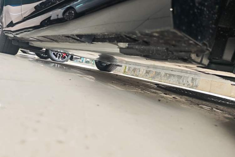 Used Nissan N7 2025 625 Pro Right Side Sill
